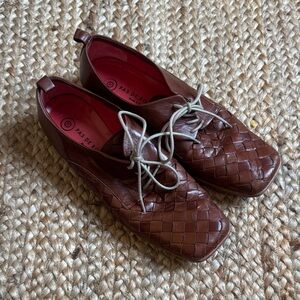 Pas De Rouge 39 Woven Leather Brown Oxfords Lace Up Flats Shoes